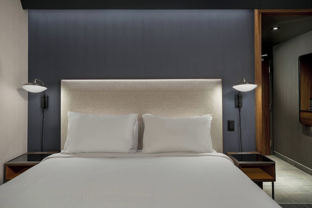 Suite, Multiple Beds