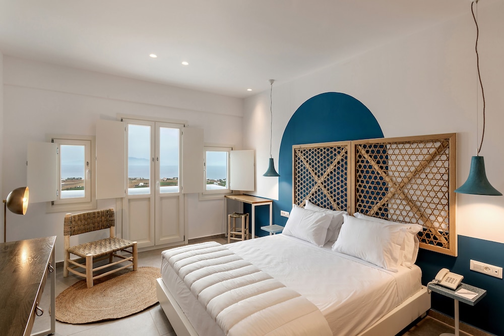 Double Room, Sea View (Sunset) - Photo 1