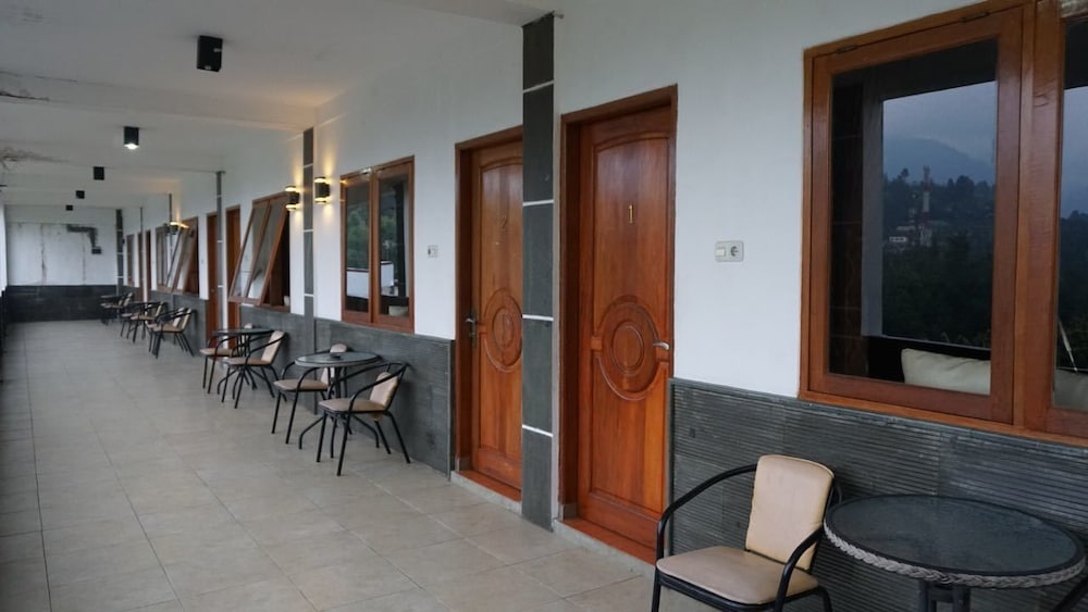 Superior Villa, 6 Bedrooms, Mountain View, Garden Area photo 3