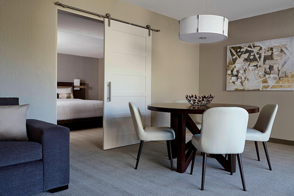 Club Suite, 1 Bedroom - Photo 1