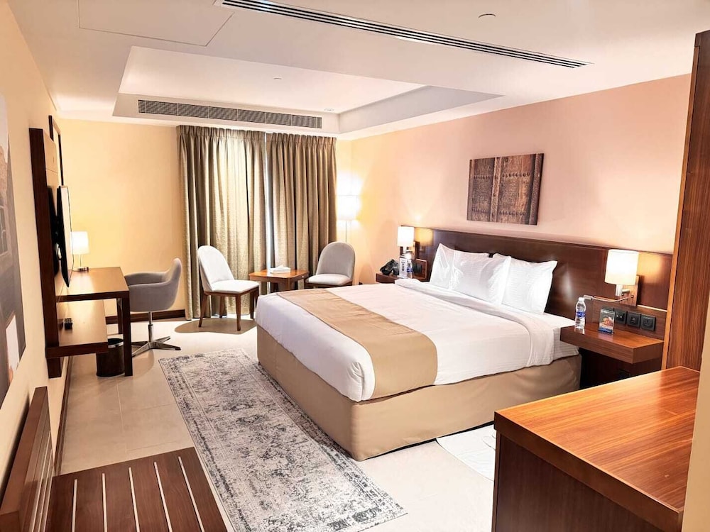 Deluxe Room, 1 King Bed - Photo 12