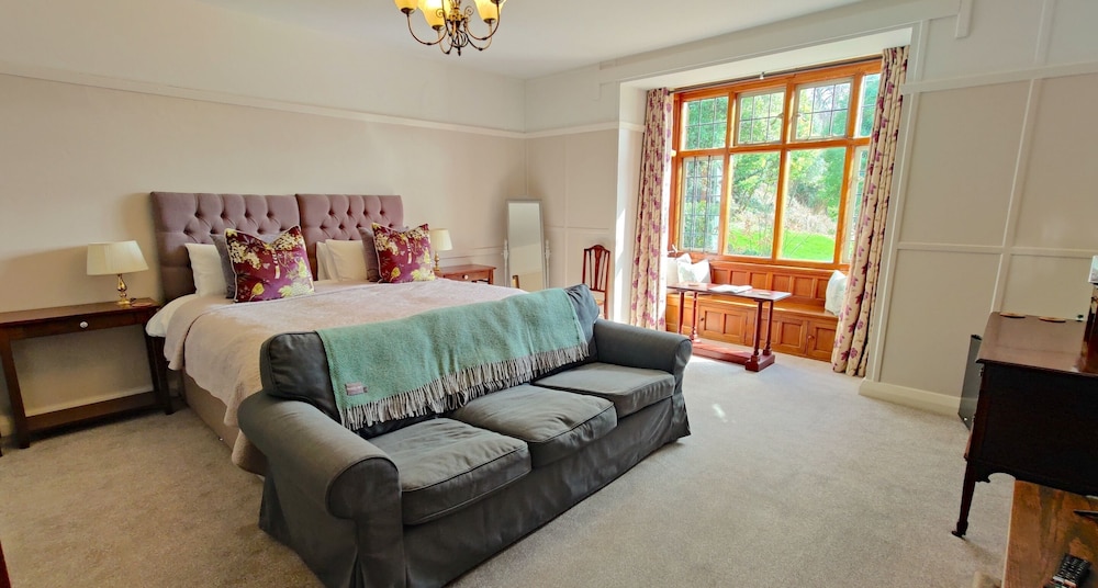 Luxury Suite, Ensuite, Garden View (Martinhoe)