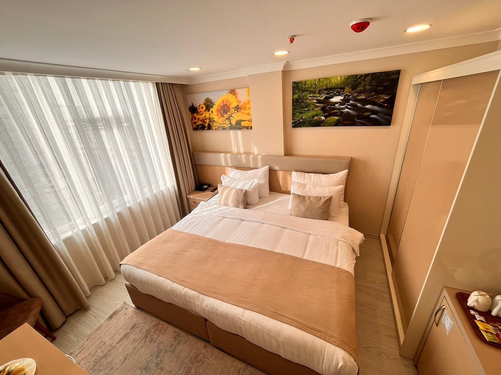 Premium Room - Photo 3