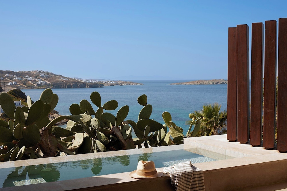 Bill&Coo Suite with Plunge Pool and Sea View - Photo 6
