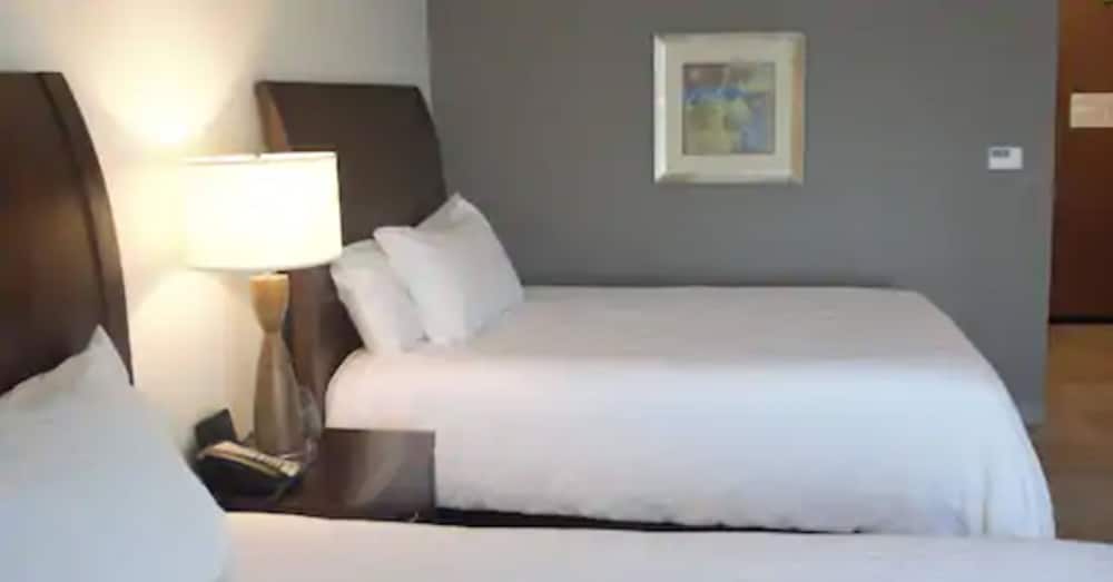 Room, 2 Queen Beds, Accessible - Photo 2