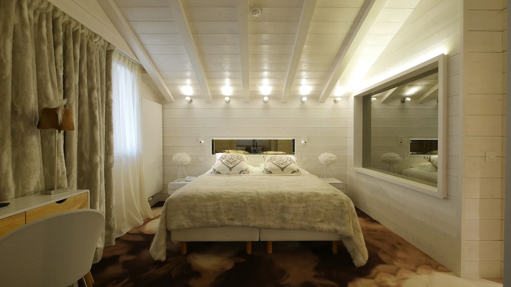 Suite Suite