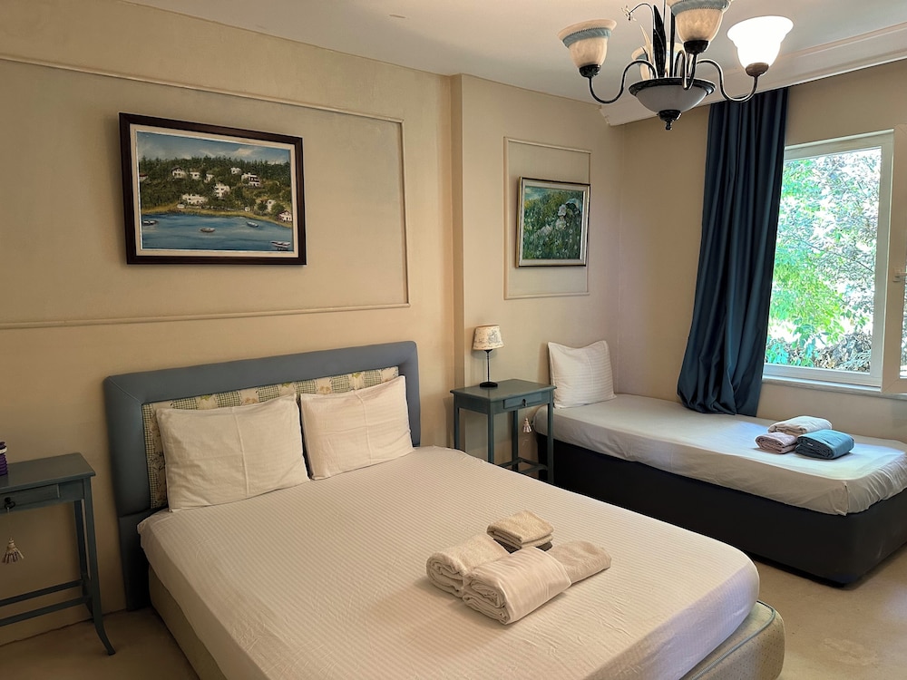 Classic Room, Courtyard View photo 2