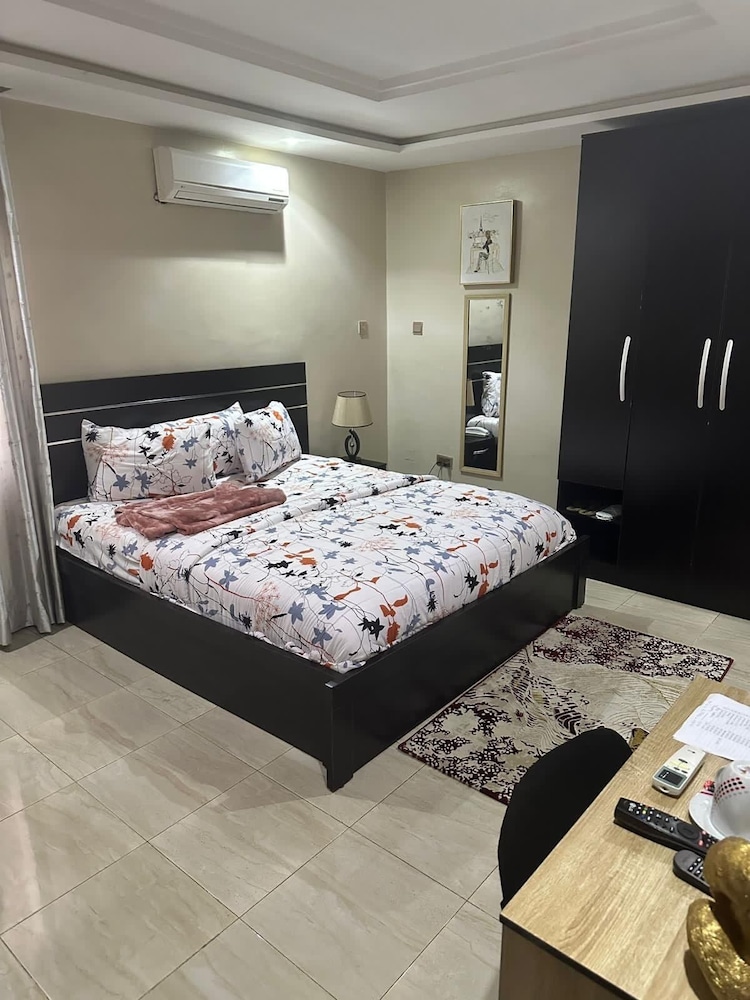 Business Apartment