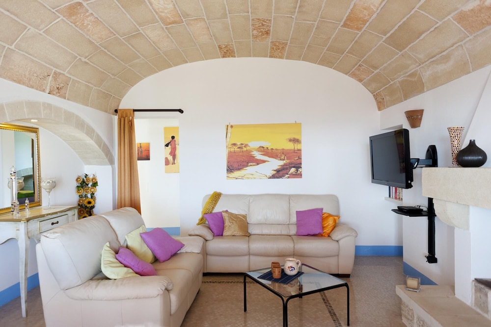 Villa photo 1