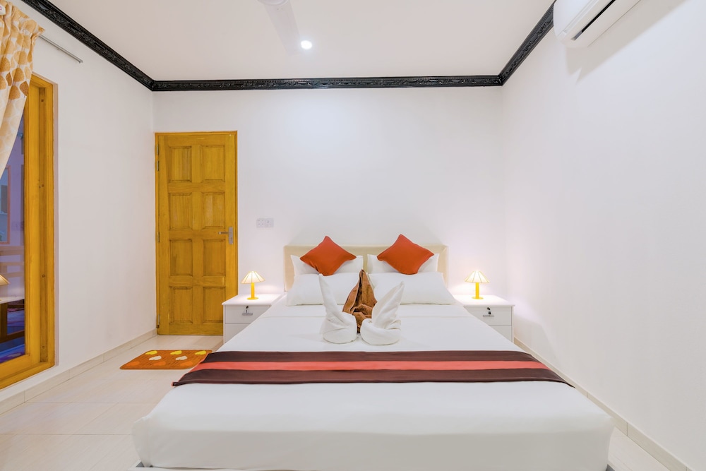 Family Suite, 1 Double Bed with Sofa bed photo 3