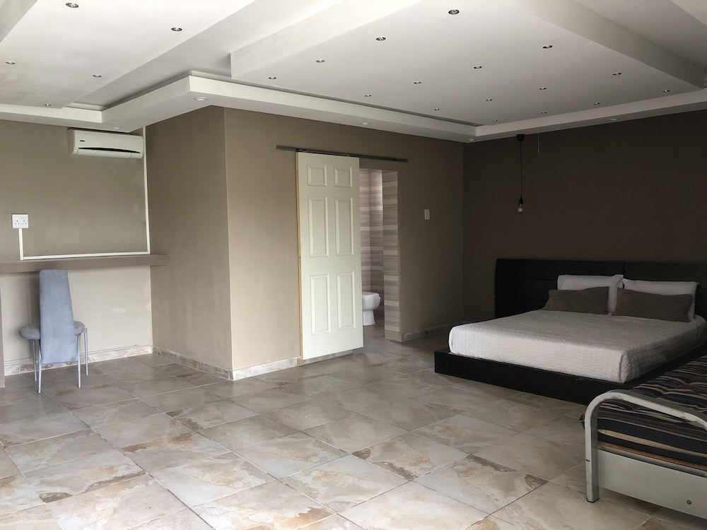 Family Room photo 1