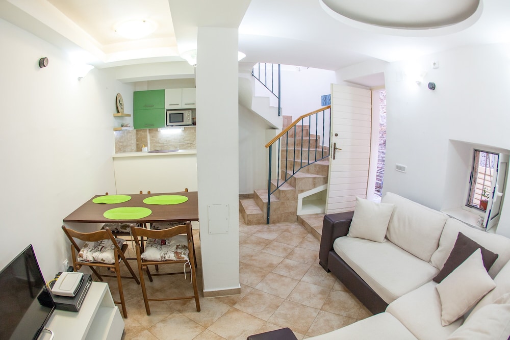 Classic Apartment