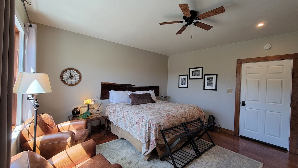 Trillium Room photo 3