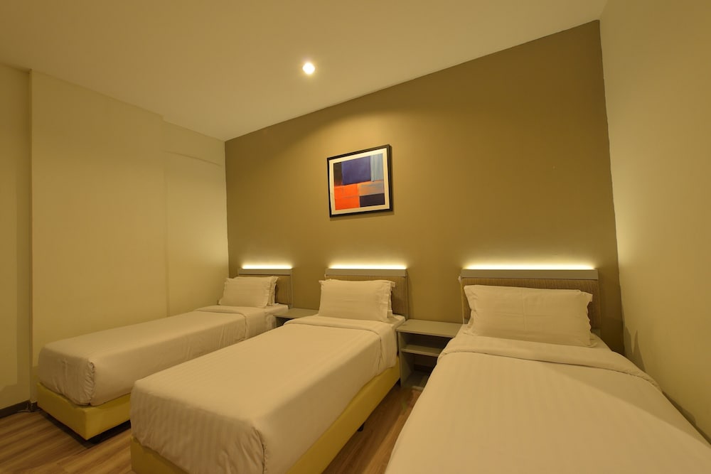 Deluxe Triple Room - Photo 5
