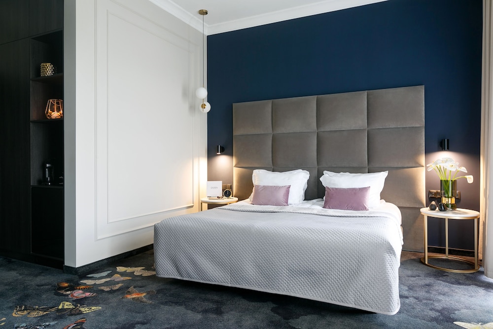 Deluxe Double or Twin Room, Balcony, Garden View - Photo 1