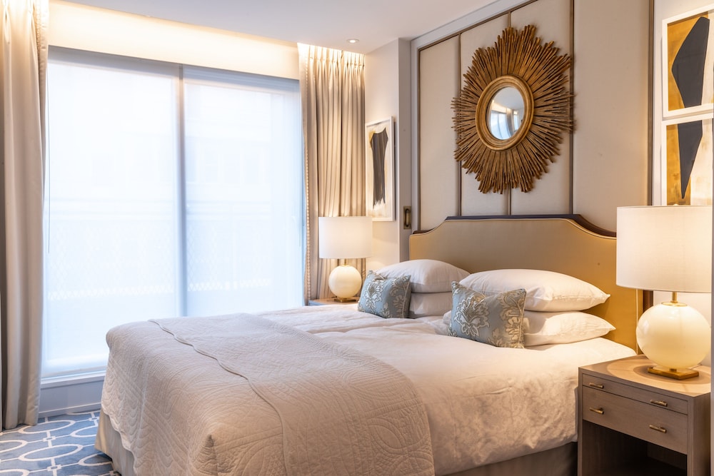 Suite (Boman)