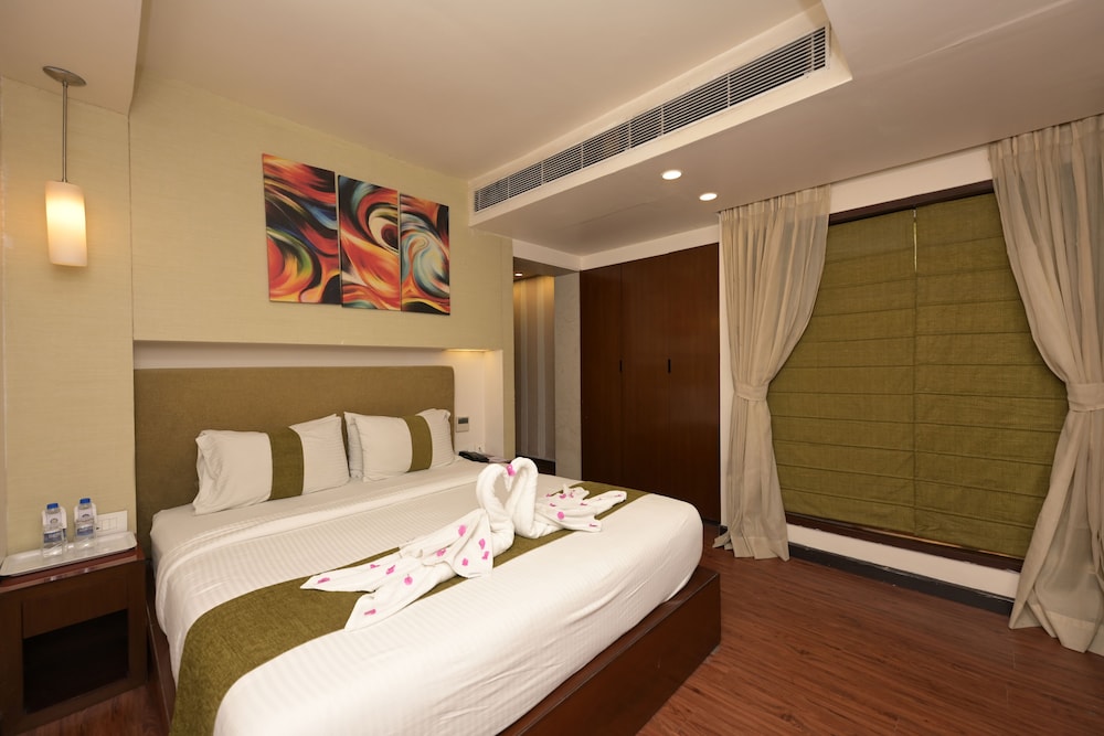 Deluxe Suite, 1 King Bed, Non Smoking