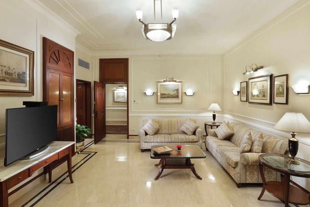 Suite (Heritage) - Photo 11