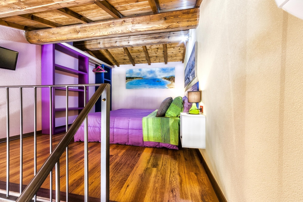 Apartment photo 2