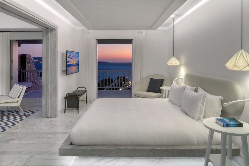 Mast 1 Bedroom Suite