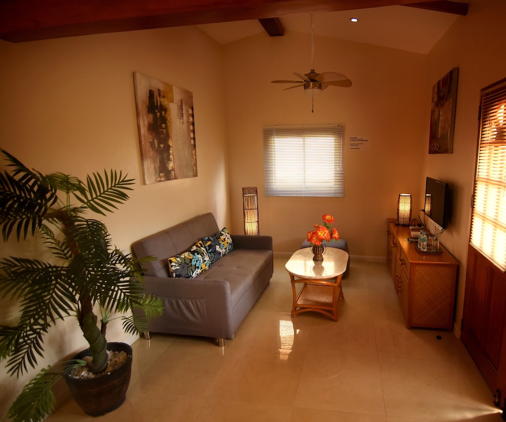 Apartment photo 2