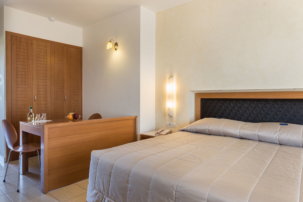 Inland View Room - Photo 14
