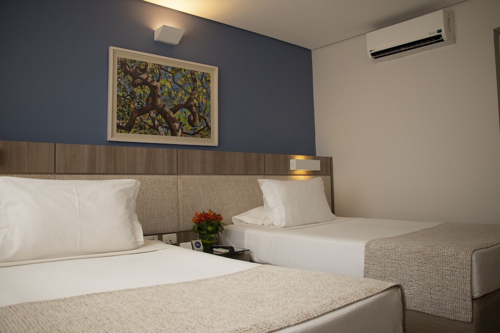 Classic Room (Twin Beds)