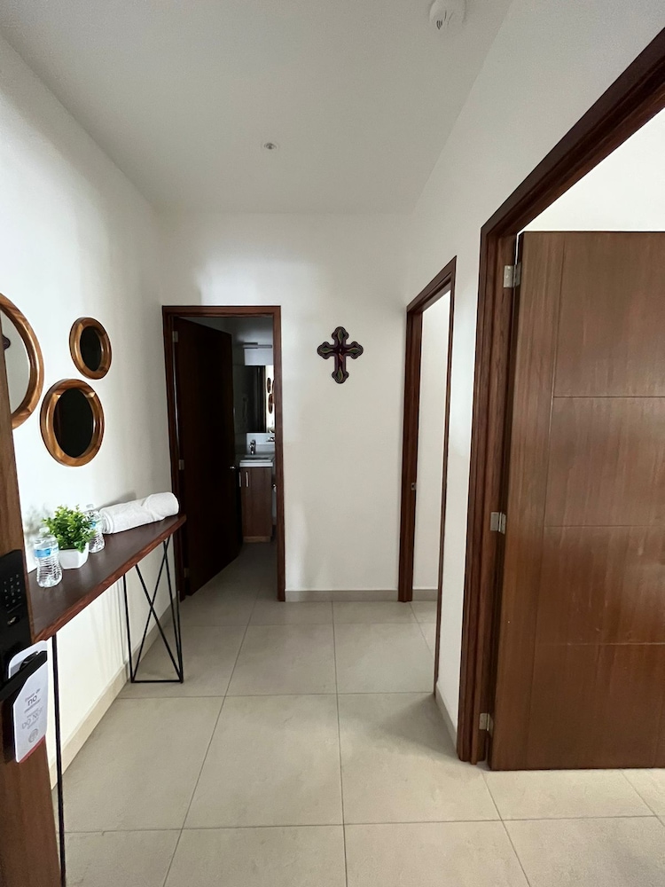 Comfort Suite, 2 Bedrooms, Refrigerator - Photo 5