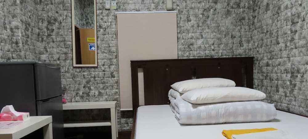 Basic Double Room photo 1