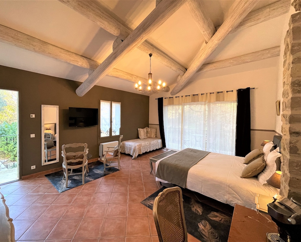 Superior Double or Twin Room photo 1
