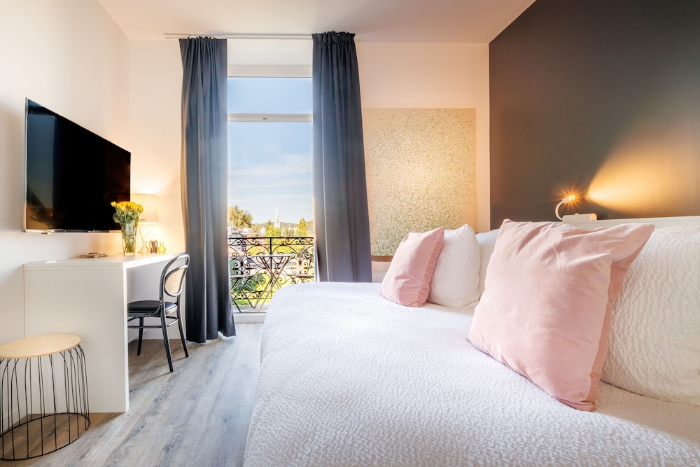 Junior Suite, River View - Photo 6