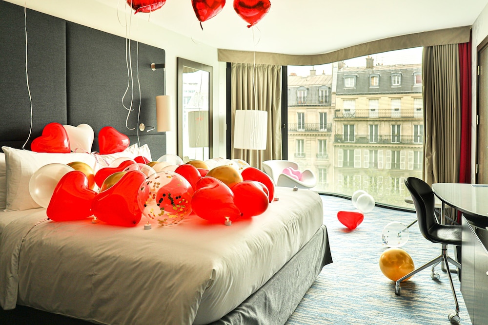 Room, 1 King Bed, City View