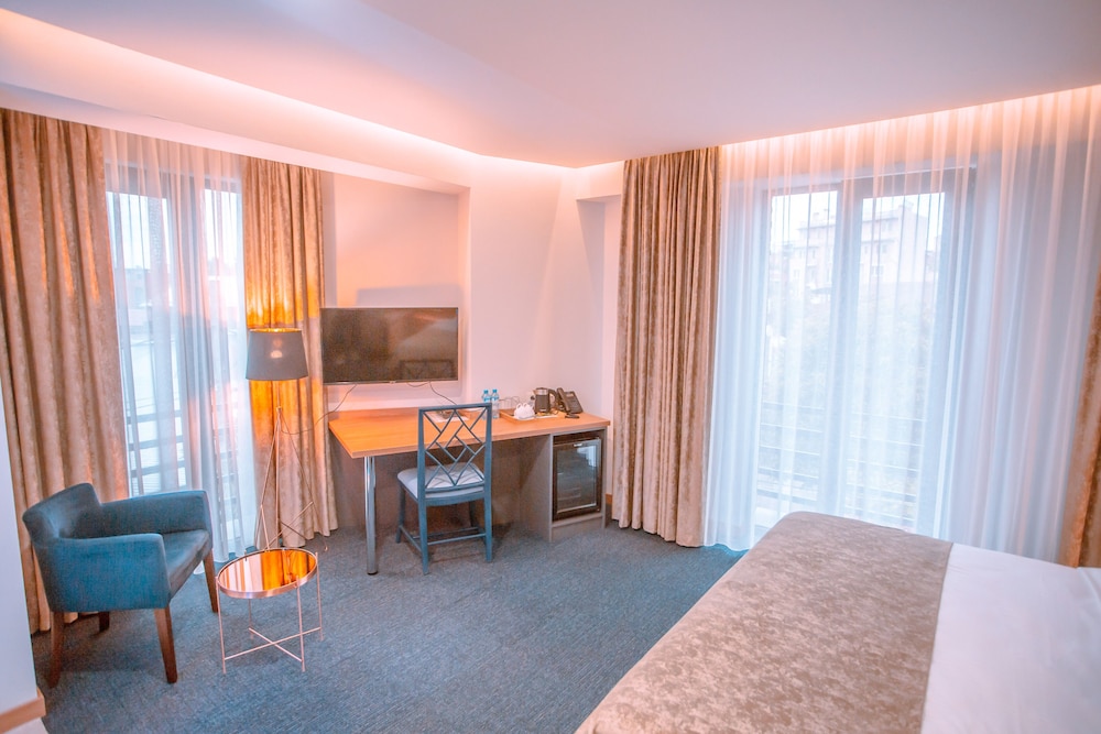 Deluxe Double Room photo 3