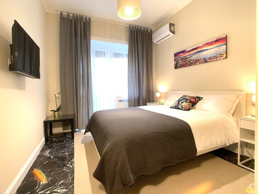 Basic Room, City View (sh4)