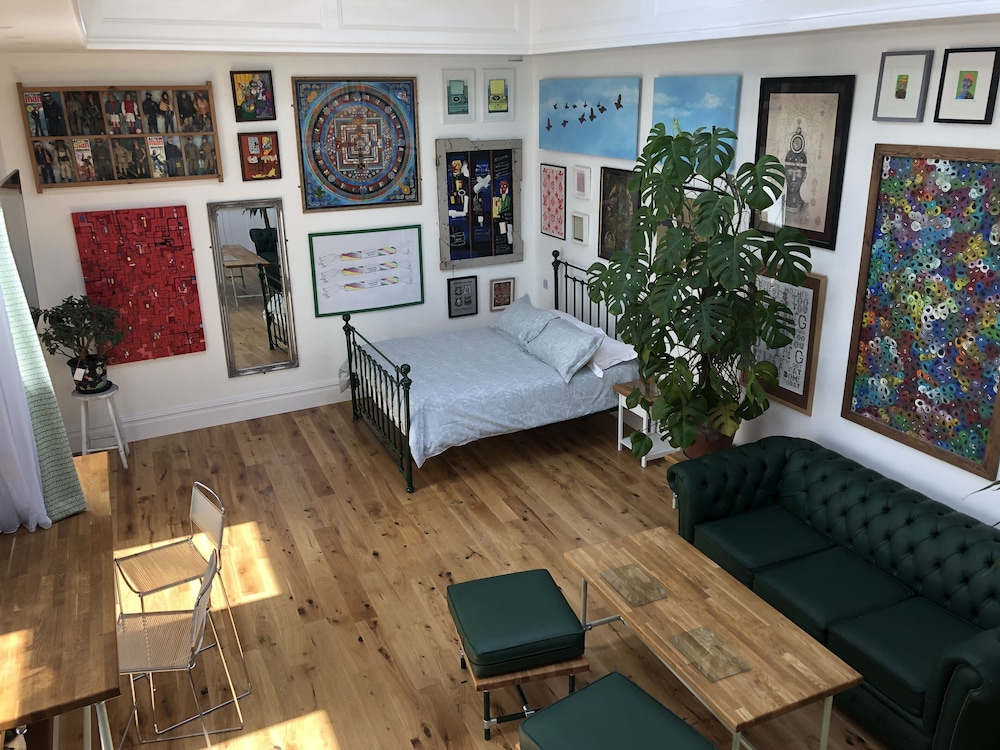 Premium Studio, Courtyard View (Room D) photo 1