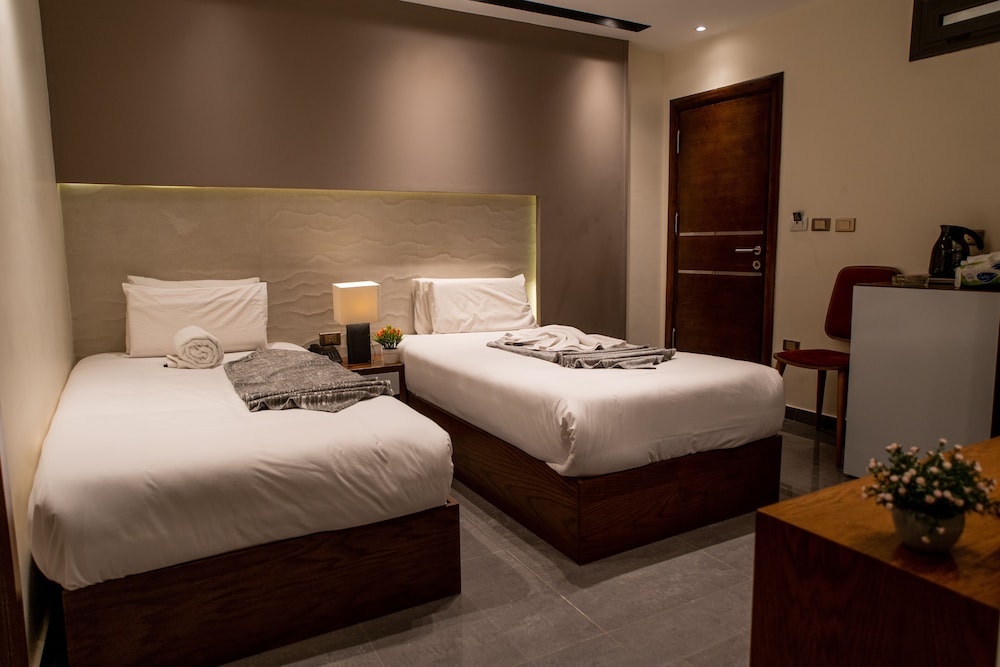 Double or Twin Room, City View photo 2