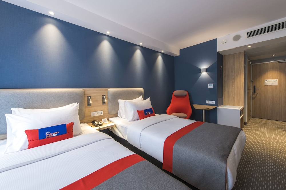 Standard Room, 2 Twin Beds (Free Breakfast) - Photo 1