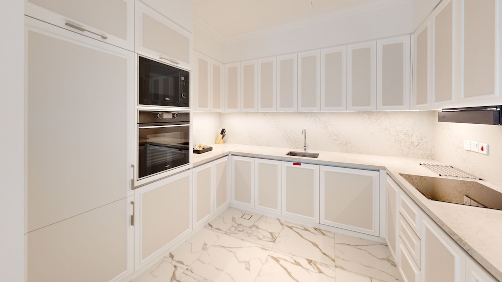 Superior One Bedroom Apartment photo 2
