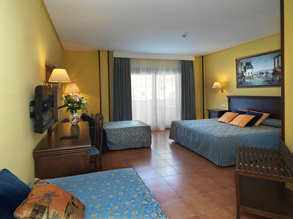 Family Quadruple Room