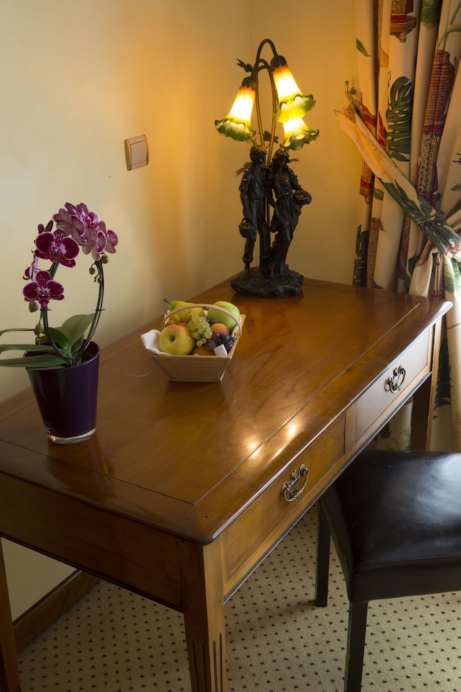 Deluxe Room (Standard) photo 2