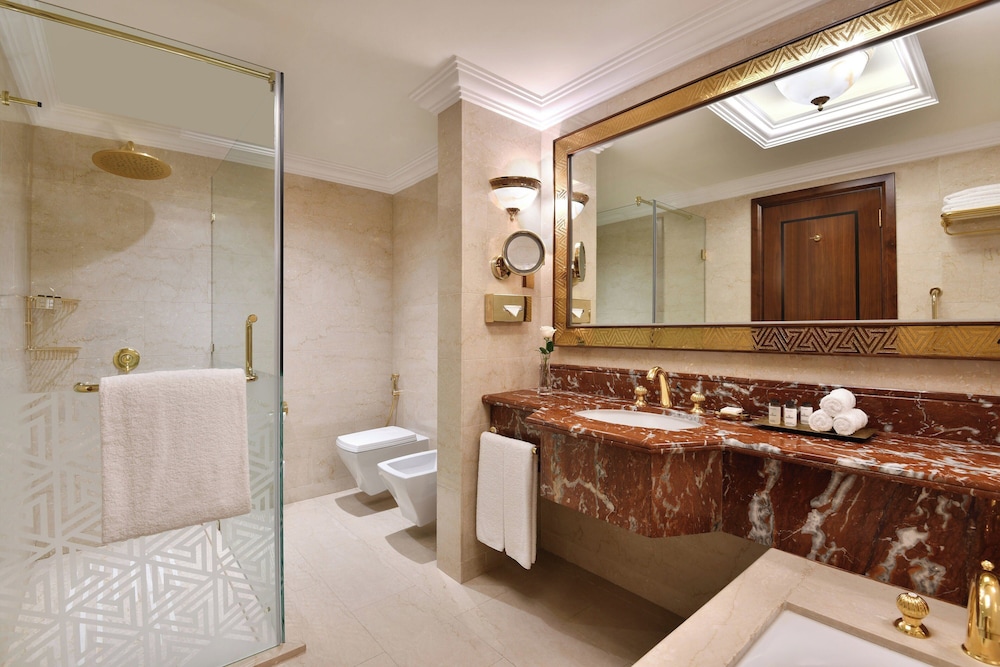 Deluxe Room, 2 Twin Beds, Balcony (View) - Photo 8