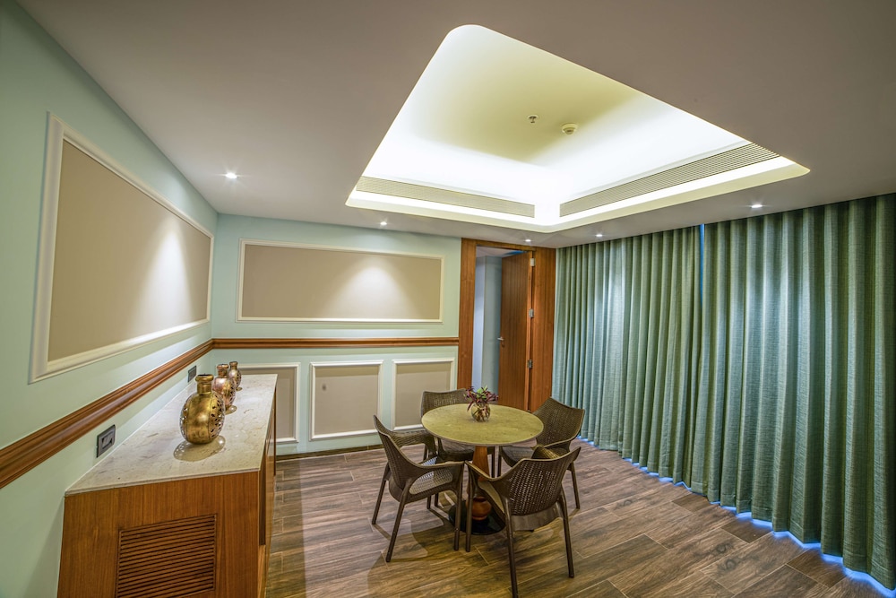 Suite (Studio)