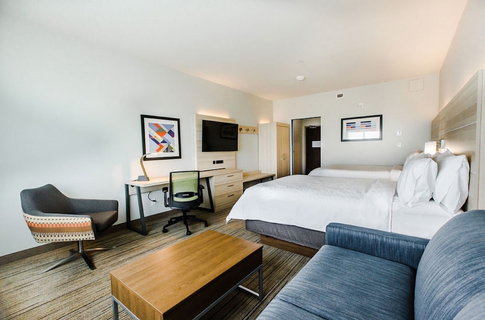 Standard Room, Multiple Beds (Extra Floor Space) photo 2