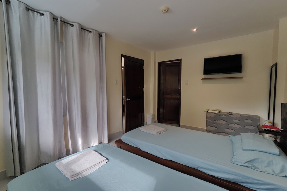 Deluxe Twin Room photo 2