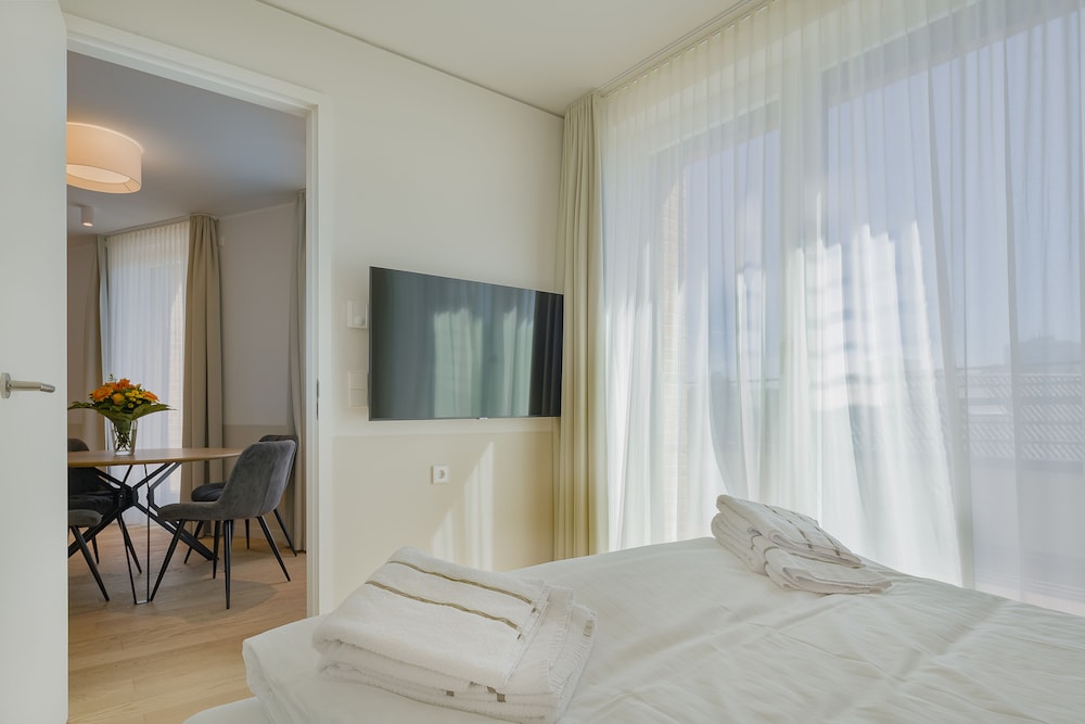 Family Apartment photo 2