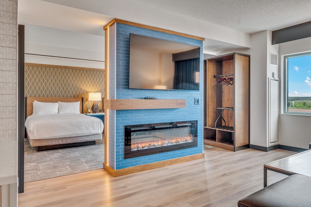 Grand Suite, 2 Queen Beds, Non Smoking photo 1