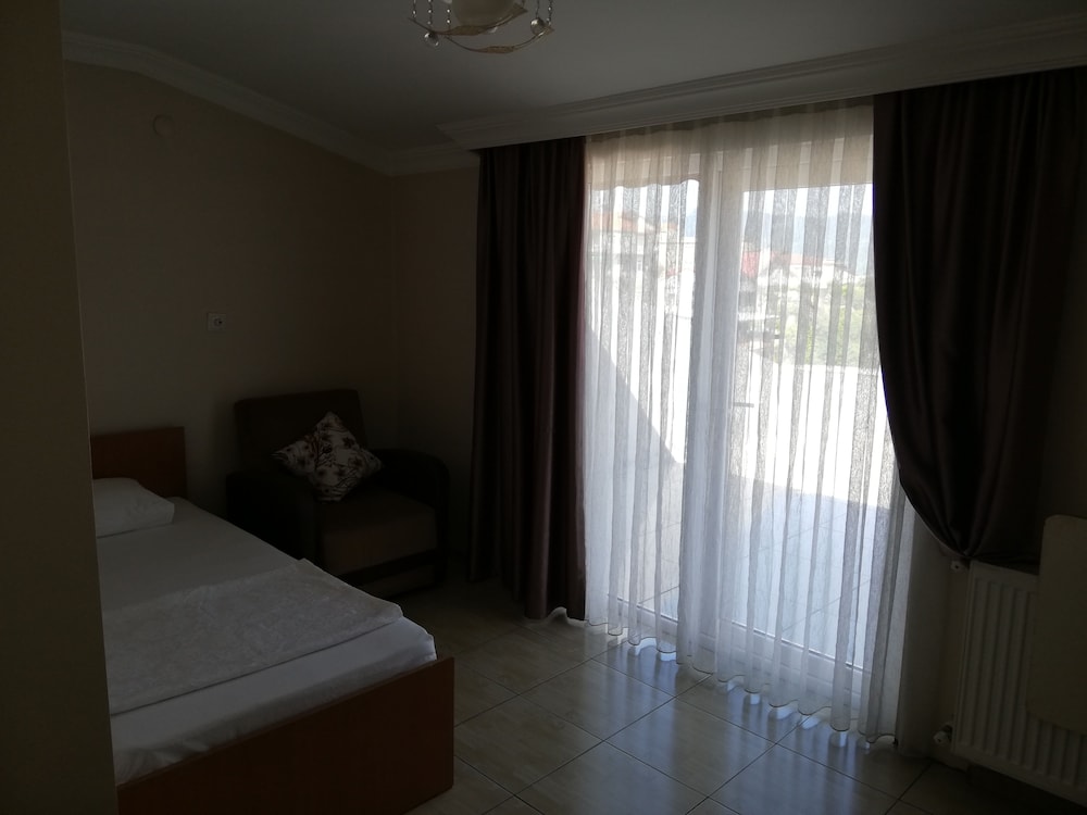 Deluxe Triple Room, Terrace photo 1