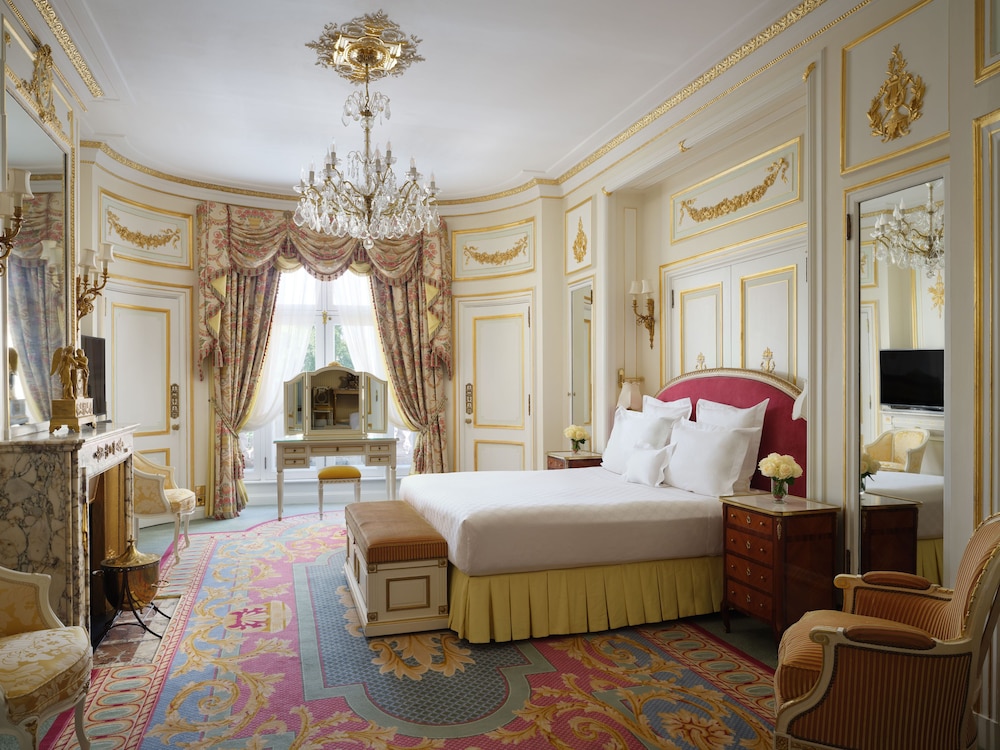 Suite (The Trafalgar)