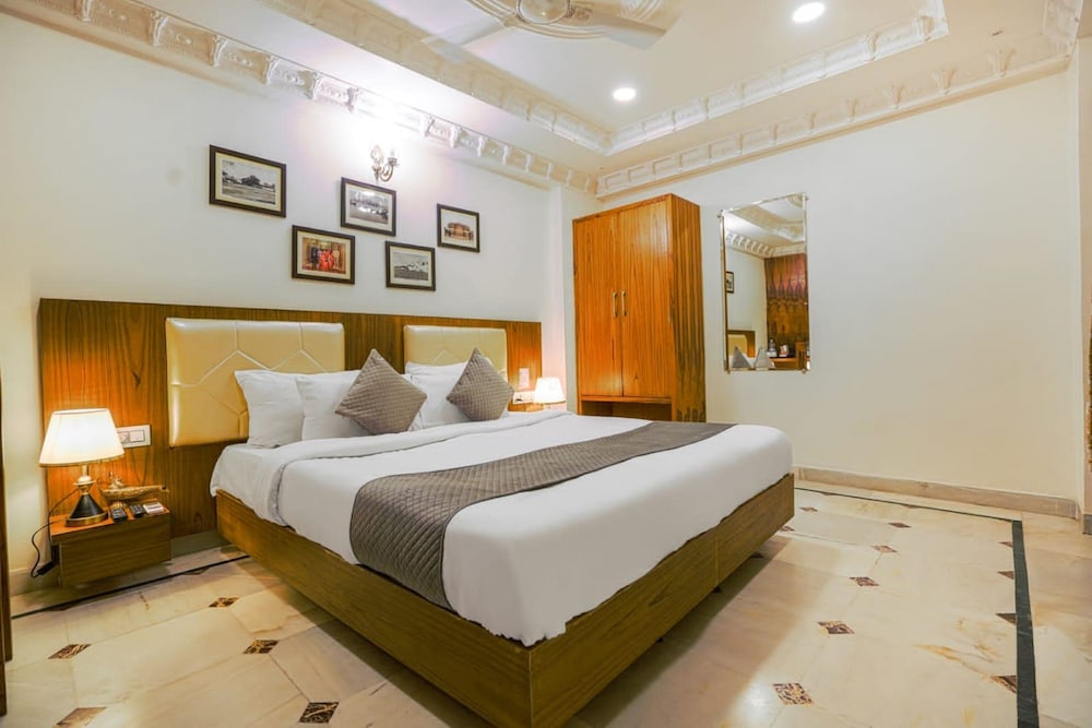 Haveli Deluxe