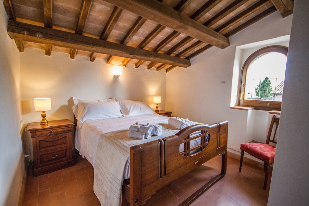 Luxury Suite, 2 Bathrooms, Park View photo 1